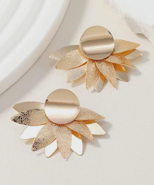 Boucles d'oreilles florales exagérées en métal lourd doré pour femmes - Wavlynn