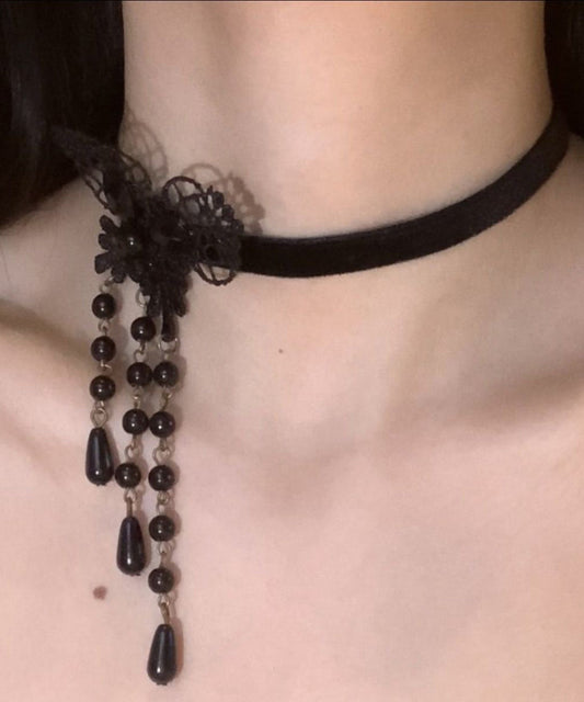 Collier avec pendentif papillon en alliage de cuivre noir et perles - Wavlynn