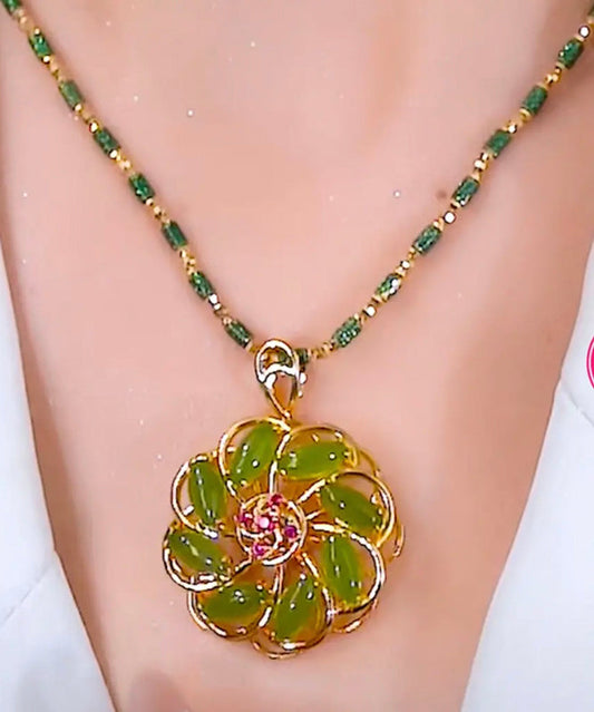 Collier pendentif floral incrusté en argent sterling vert tendance - Wavlynn
