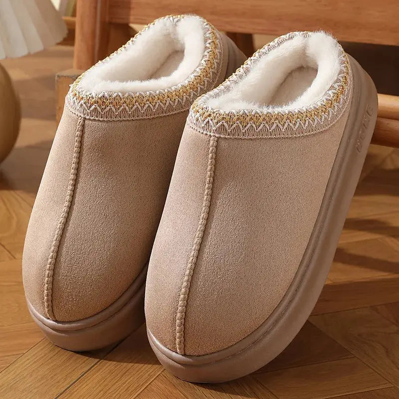 Women's fluffy faux fur lined slippers cozy plush non-slip indoor footwear for winter lounging