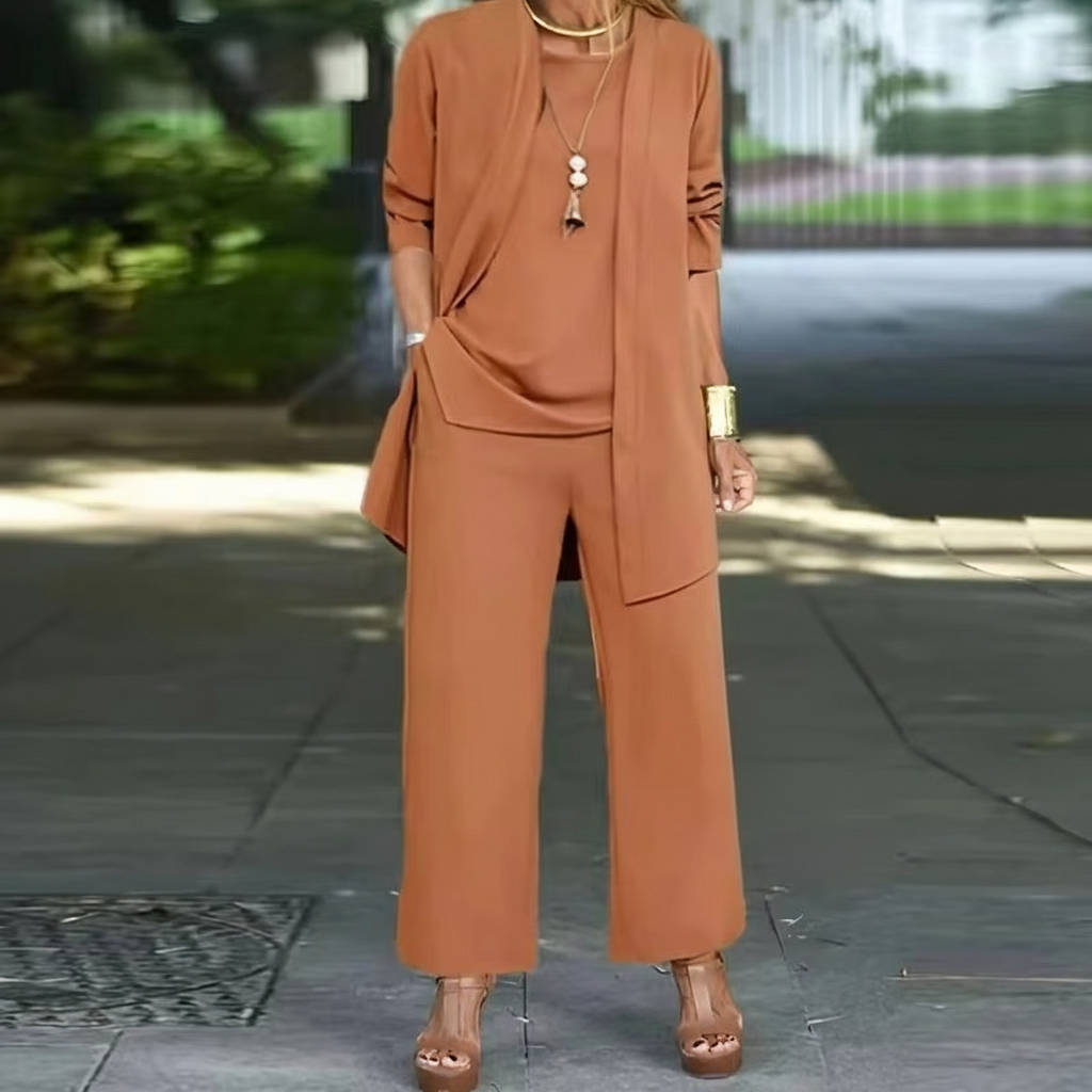 Women's 3-piece pantsuit elegant versatile ensemble with structured vest, polished tailored fit