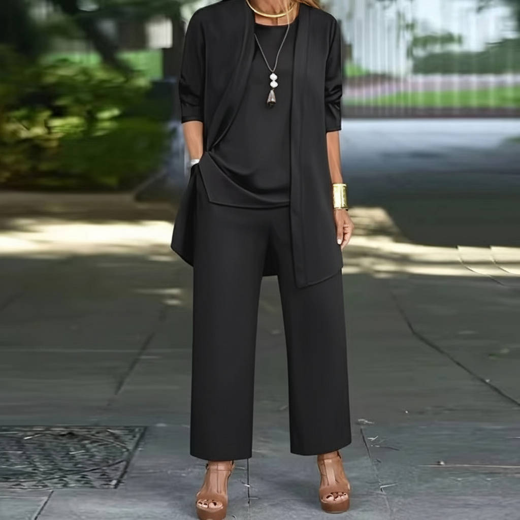 Women's 3-piece pantsuit elegant versatile ensemble with structured vest, polished tailored fit