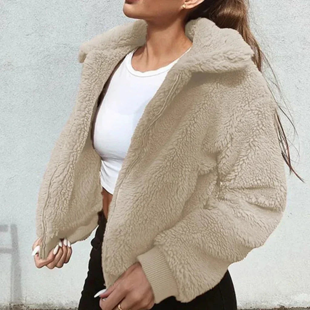 Women's oversized plush fleece coat with zip front and high collar for casual cold-weather style