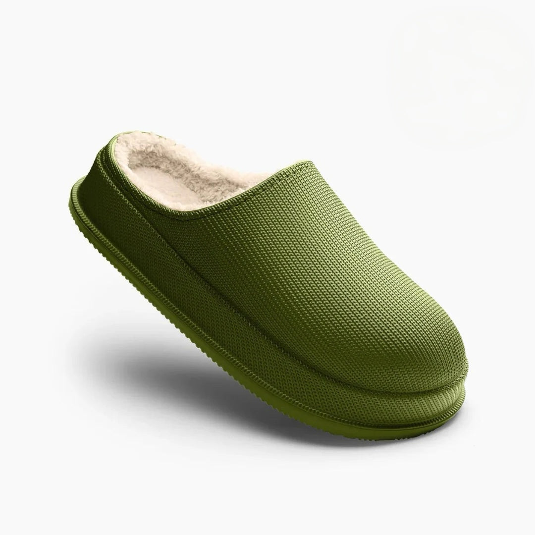 Women's cozy cushioned sandals with plush interior lining and thick padded sole for all-day support