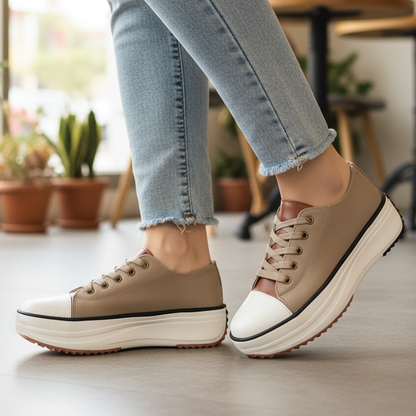 Chunky platform low-top canvas sneakers in bold street style with lightweight breathable upper