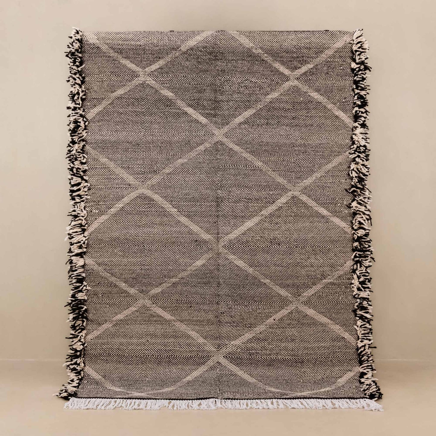 Soheir - taznakht kilim rug - Wavlynn