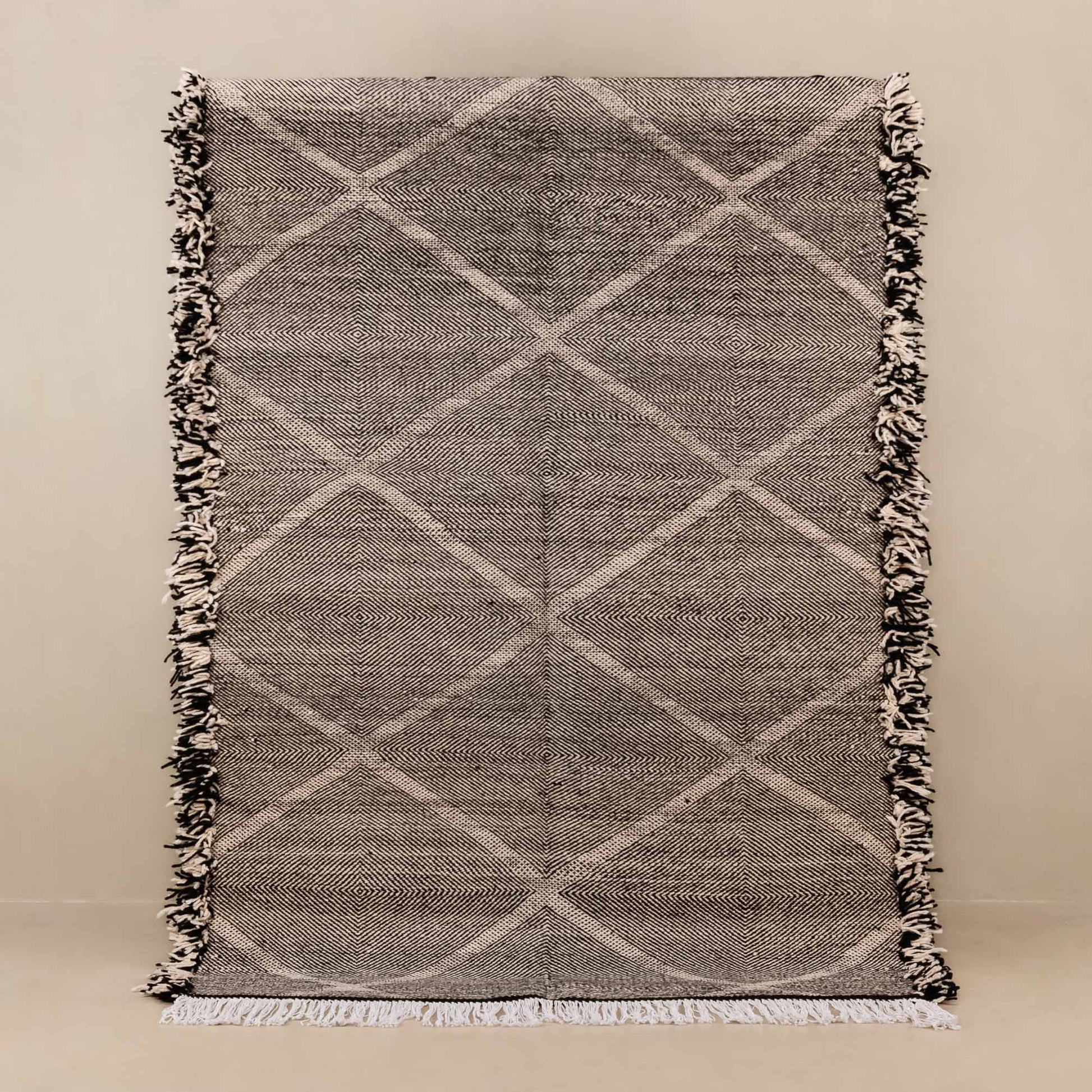 Soheir - taznakht kilim rug - Wavlynn