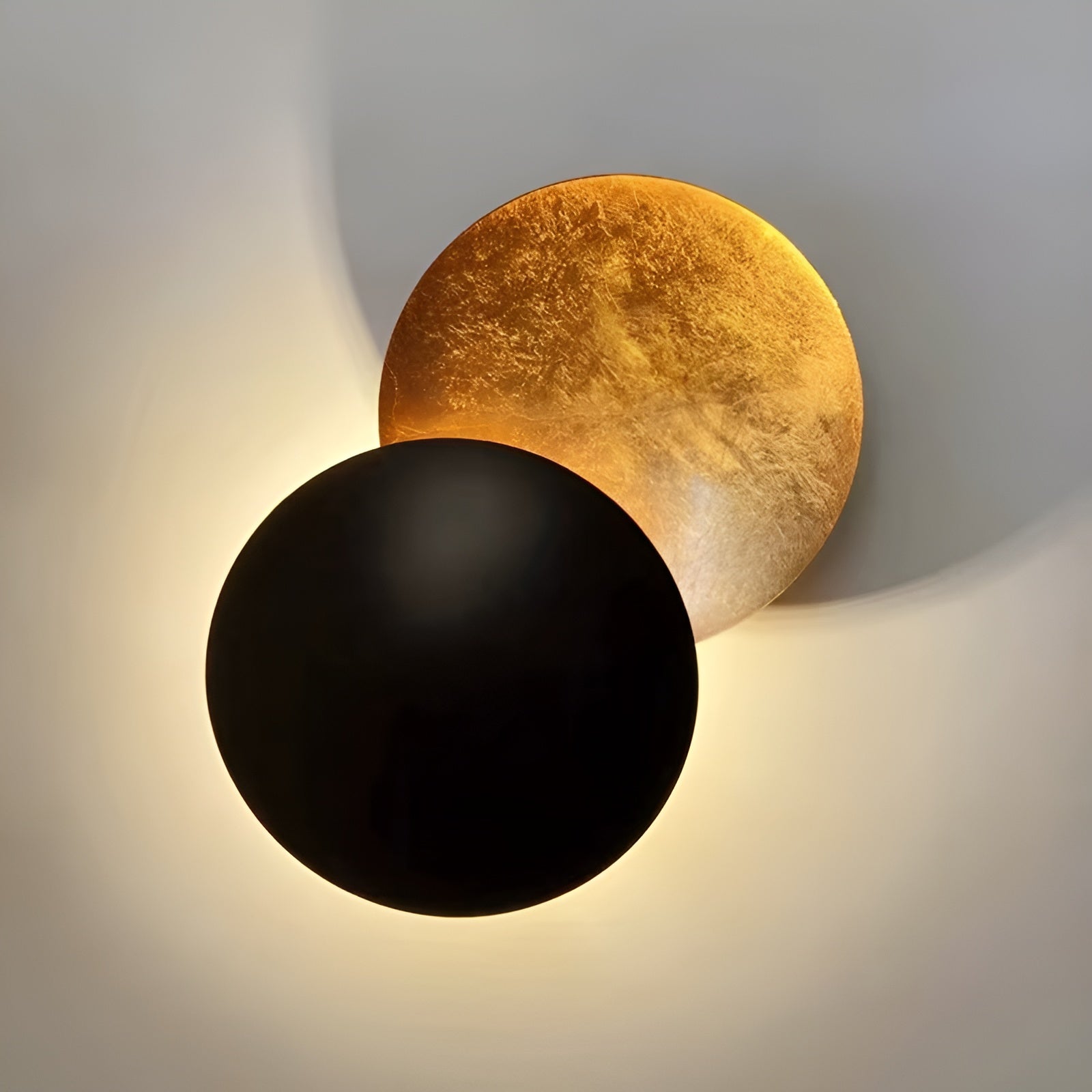 Solar Eclipse ambient wall lamp warm white light iron minimalist circular 20cm celestial design