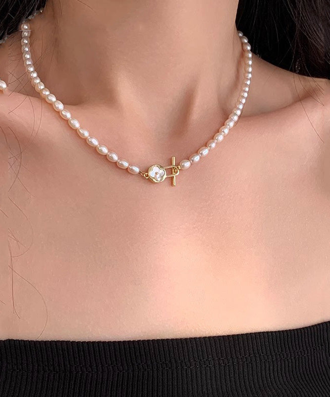Collier de perles graduées en cuivre blanc surdoré avec trèfle à quatre feuilles - Wavlynn