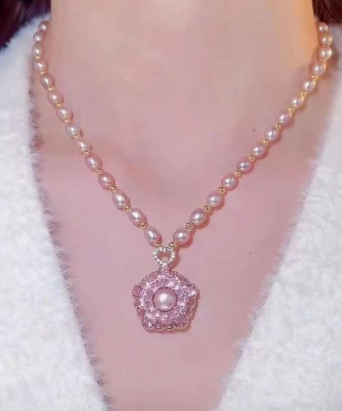 Nouveau collier avec pendentif en perles de zircon violet clair et cuivre surdoré - Wavlynn