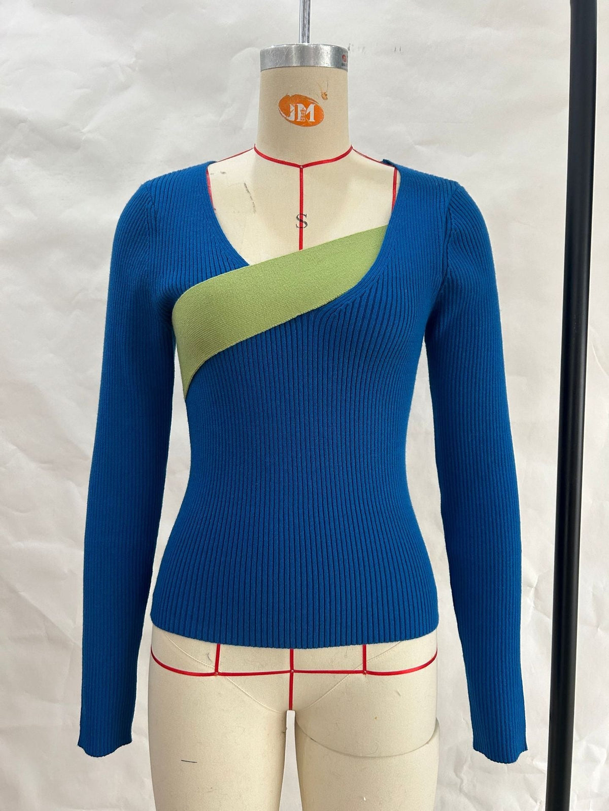 Women's ribbed slim fit knit sweater asymmetric neckline long sleeves Nordic style versatile