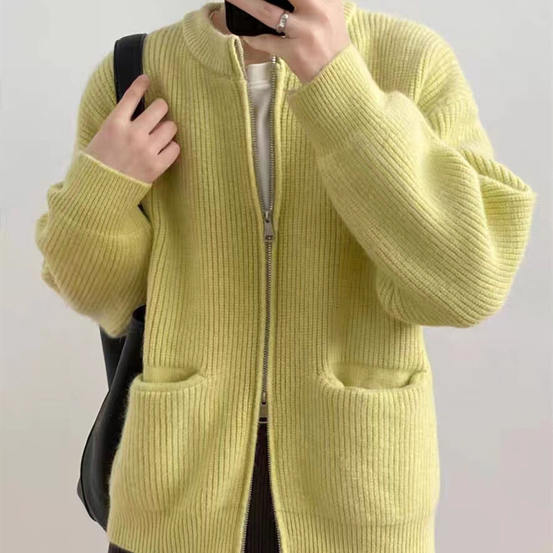 Women's oversized ribbed wool blend cardigan cozy fit with pockets and double zipper in neutral tone