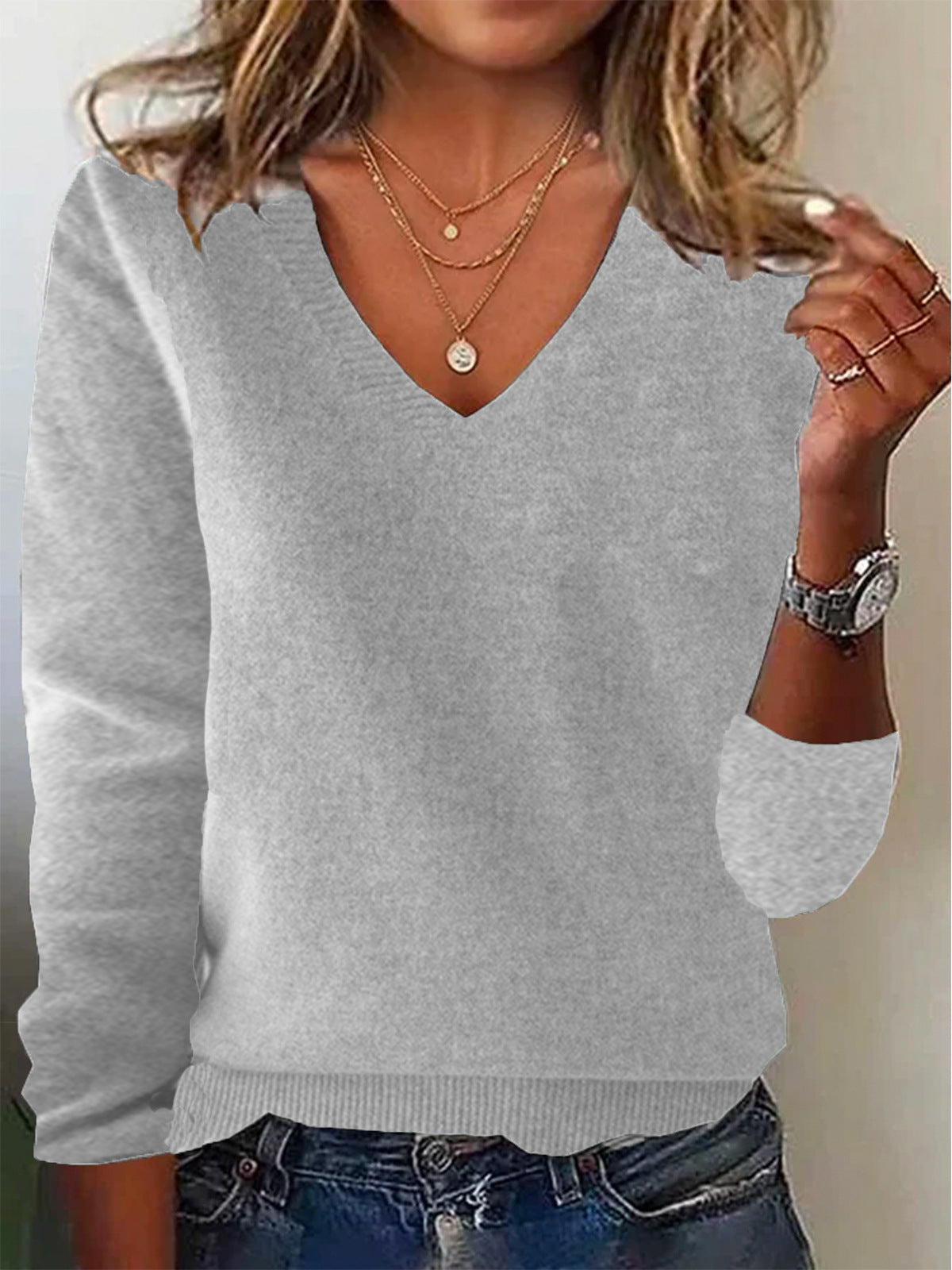 Women's wool knit relaxed fit V-neck pullover sweater, long sleeve casual style