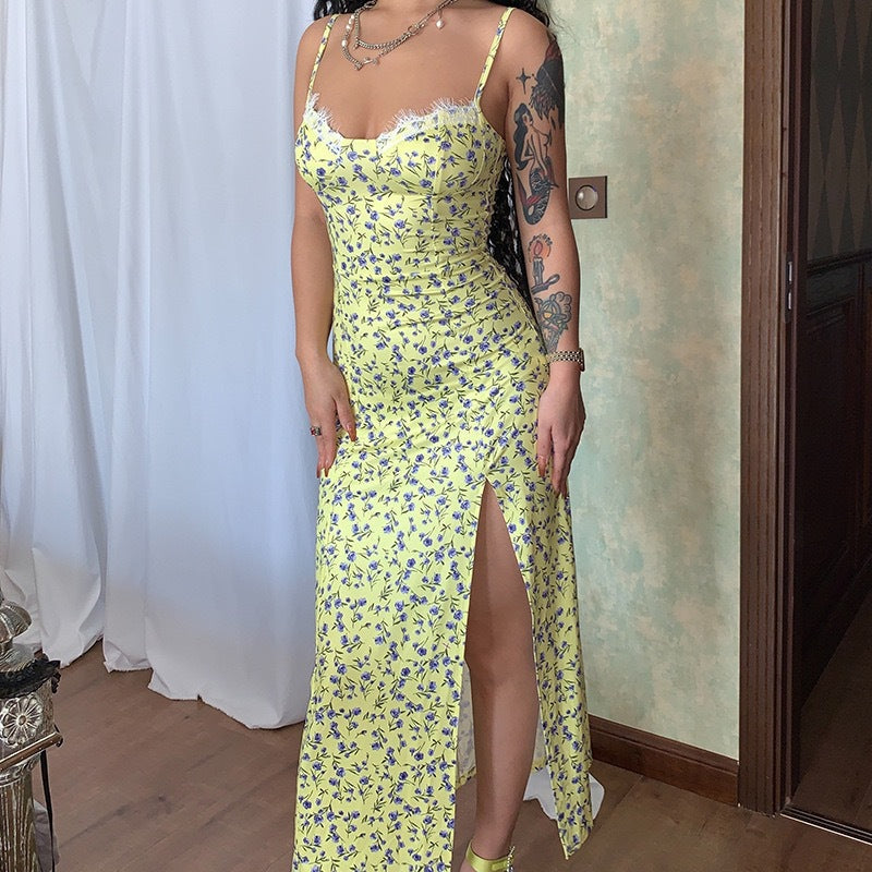 Women's floral midi dress tailored fit sweetheart neckline with front slit and straps