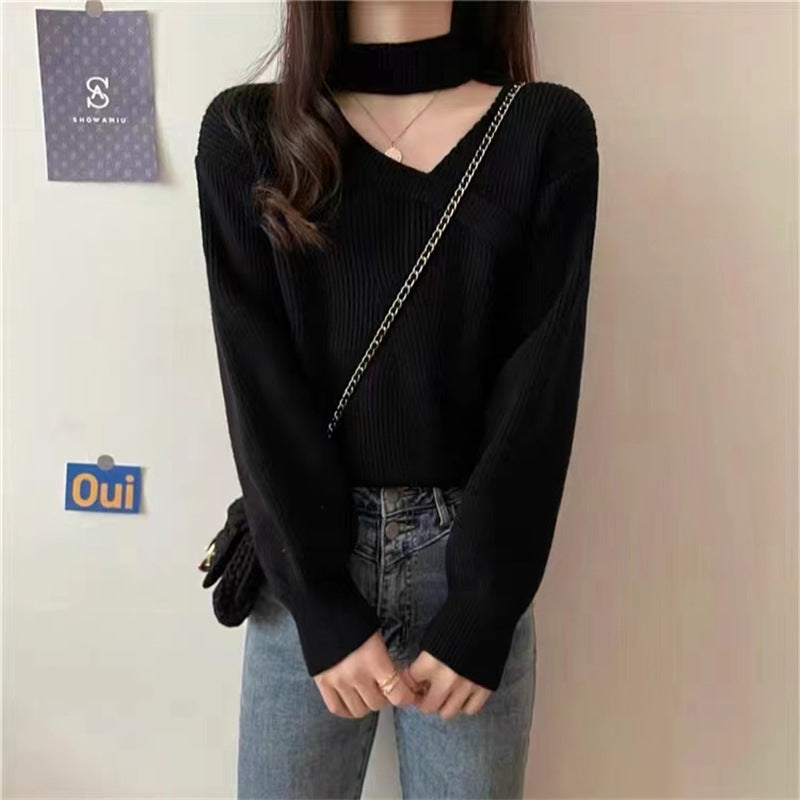 Women's paisley knit sweater with V-neck choker collar, ribbed details, relaxed fit cozy pullover
