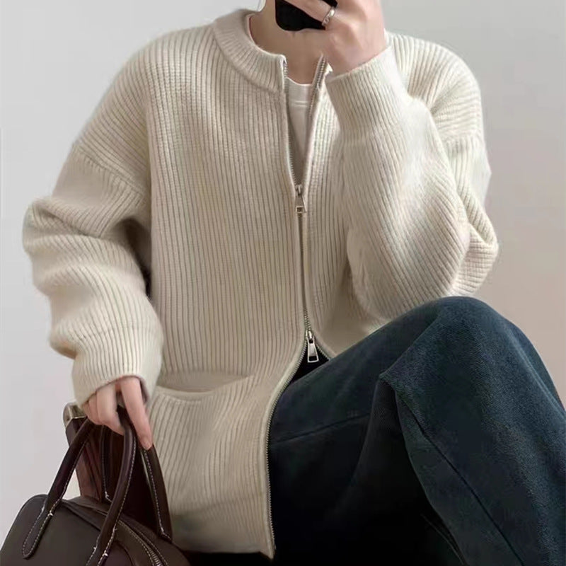 Women's oversized ribbed wool blend cardigan cozy fit with pockets and double zipper in neutral tone