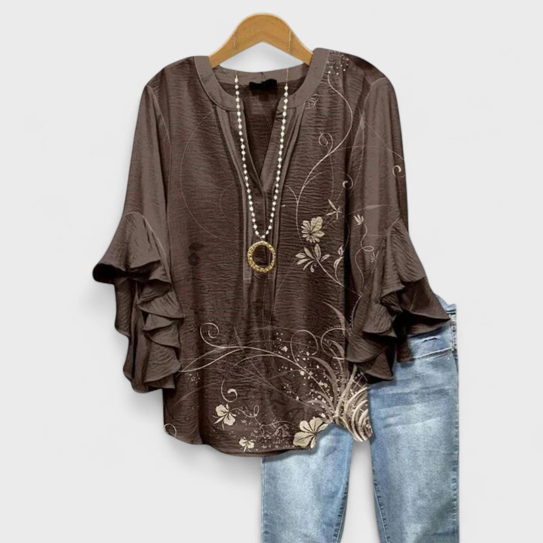 Lightweight day blouse in soft hues, feminine cut with delicate detailing for effortless everyday style