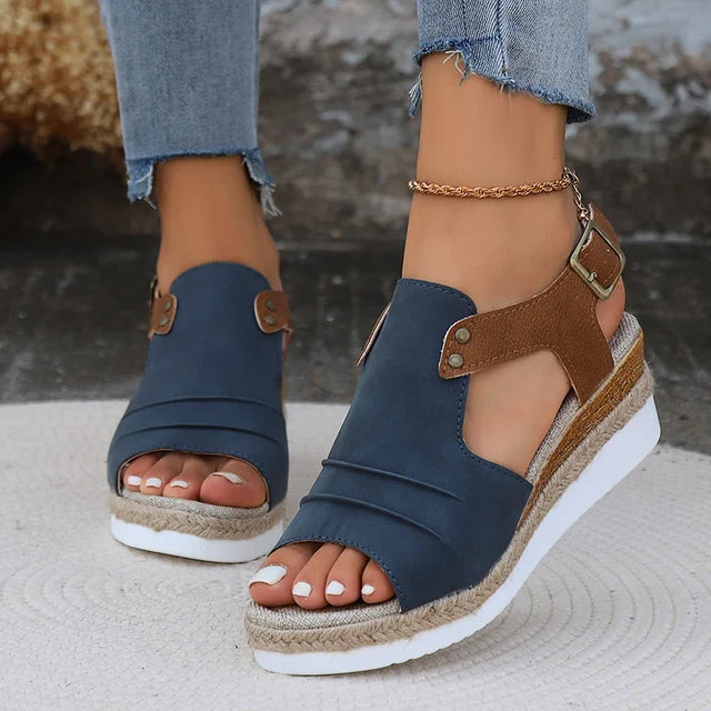 Women's open toe wedge sandals with adjustable buckle strap, cushioned sole, casual chic summer style