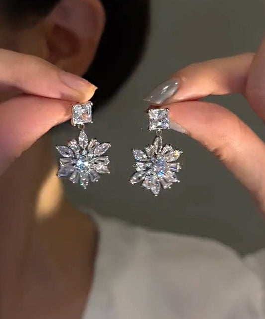 Boucles d'oreilles pendantes florales en alliage de soie et zircon au design original - Wavlynn