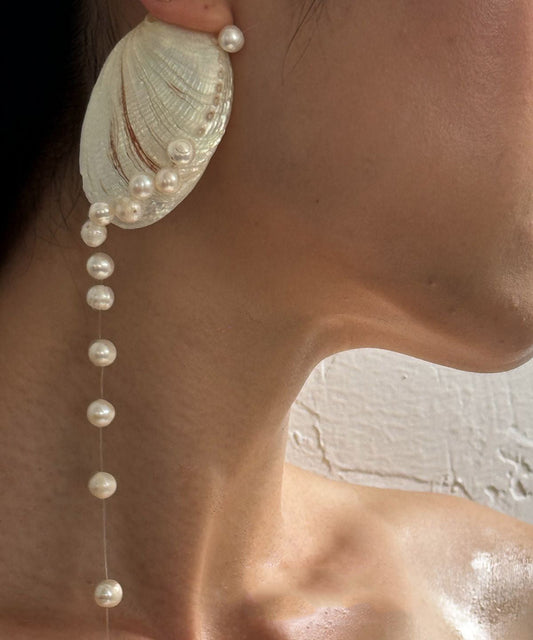 Boucles d'oreilles pendantes originales en alliage blanc avec perles de coquillage et pampilles - Wavlynn