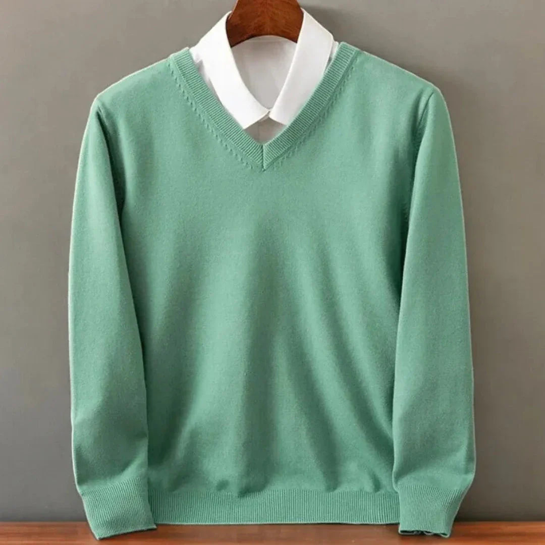 Women's ivory cashmere V-neck sweater soft lightweight layering essential with timeless refined fit