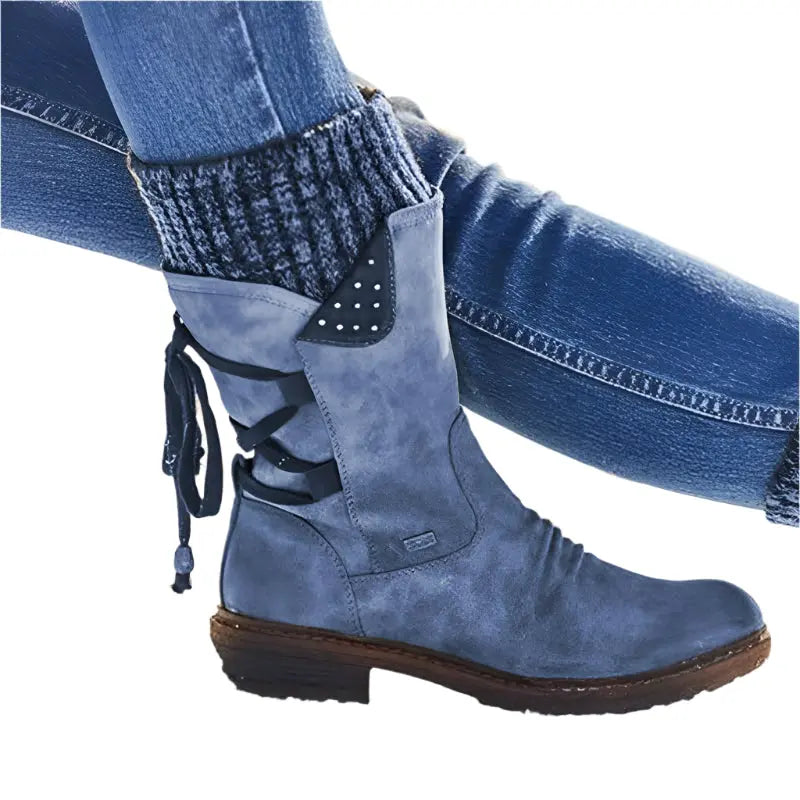 Women's warm-lined ankle boots in classic silhouette with supportive sole for all-day winter comfort