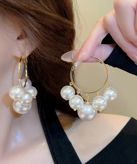 Boucles d'oreilles créoles surdimensionnées en alliage de métal blanc avec perles - Wavlynn