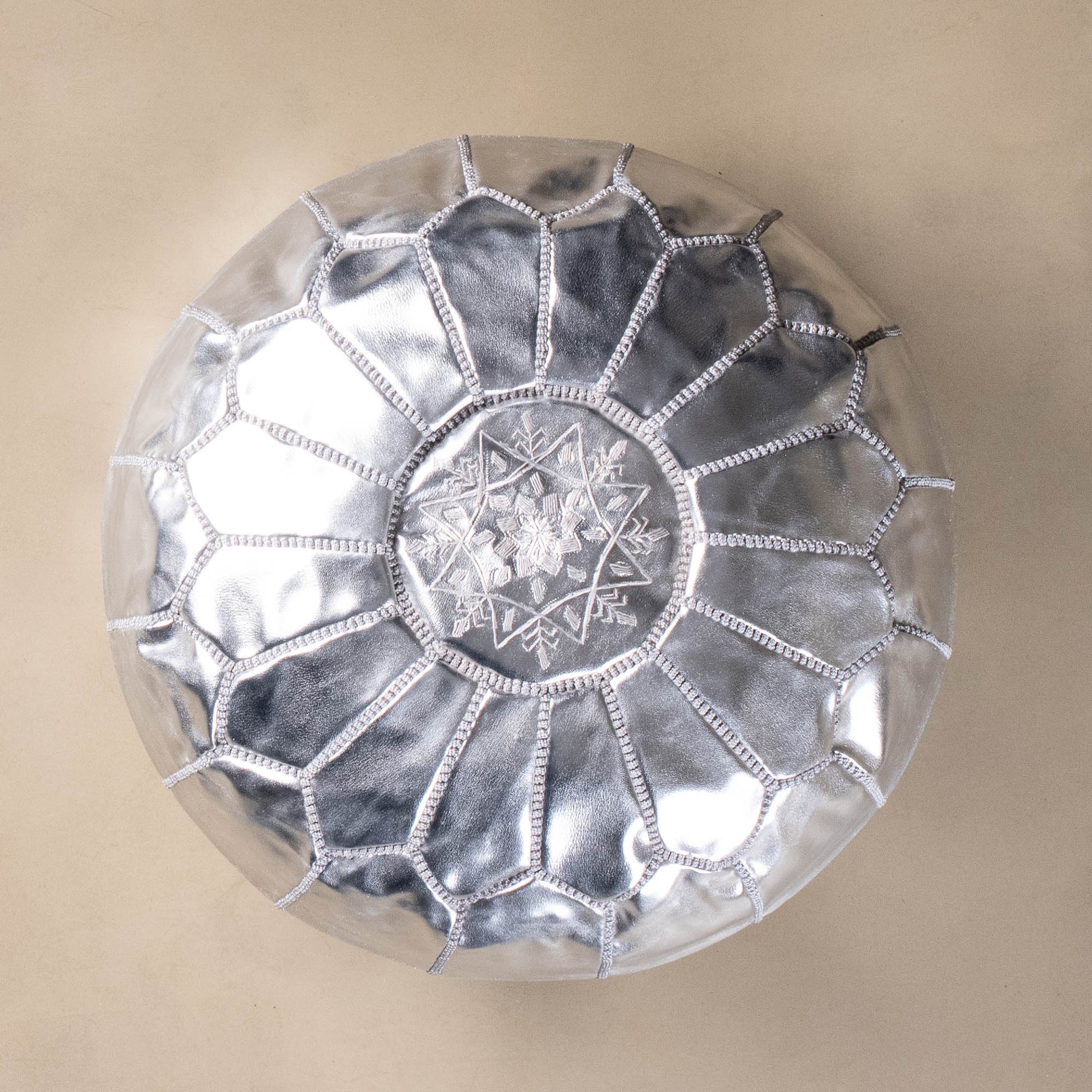 Authentic Moroccan Leather Pouf - Silver - Wavlynn