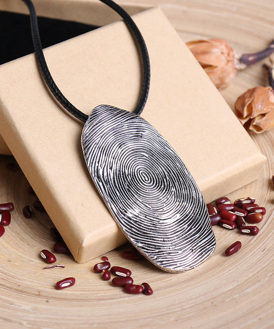 Collier pendentif anneau annuel en alliage tissé à la main noir rétro - Wavlynn