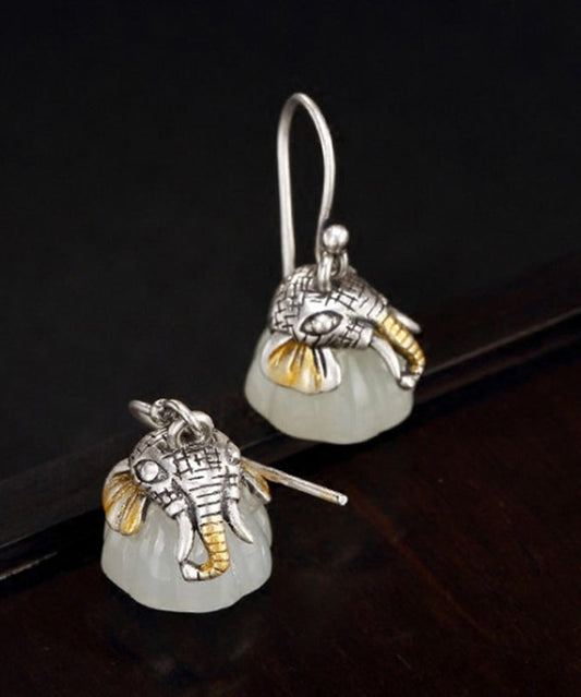 Boucles d'oreilles pendantes rétro en argent sterling et soie avec petit éléphant en jade - Wavlynn