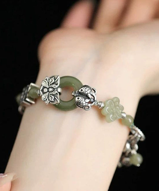 Bracelet à breloques rétro en argent sterling et soie, jade et fleur de lotus - Wavlynn