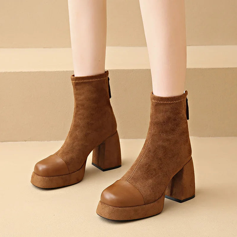 Bea Vento black sculpted boots with sleek silhouette and premium materials for bold elegant style