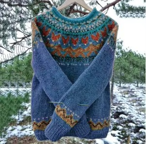 Women's color block knit loose fit pullover sweater with round neckline, casual everyday comfort