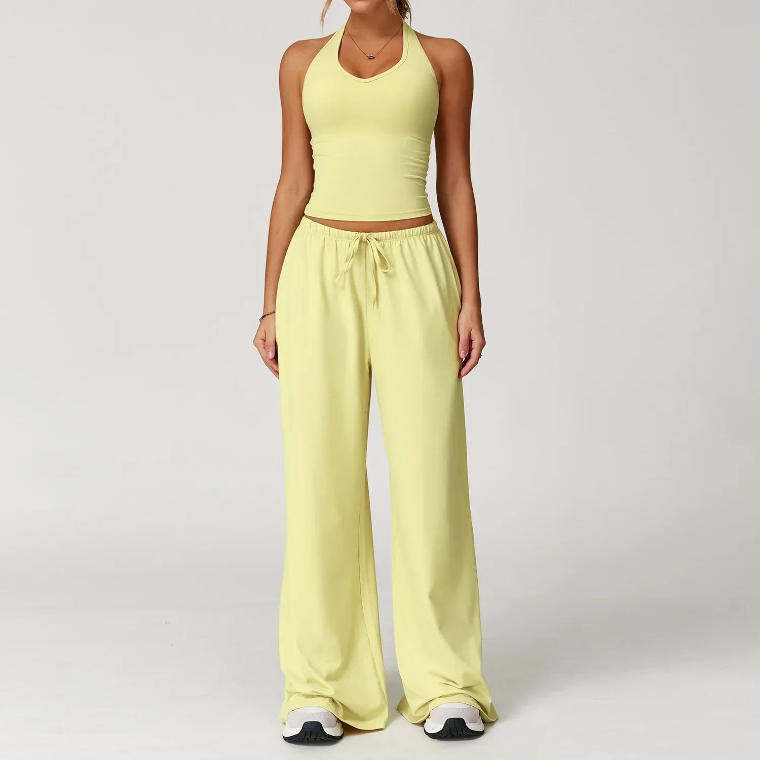 Women's winter wide leg loose fit pants in casual style with relaxed silhouette for cold days