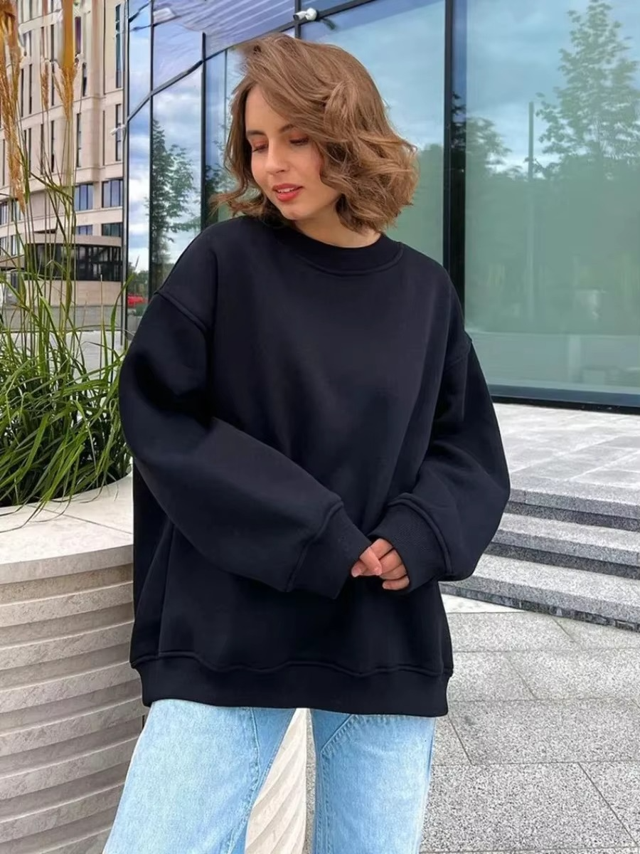 Women's oversized fleece pullover hoodie, cozy loose fit sweatshirt with plush warm interior