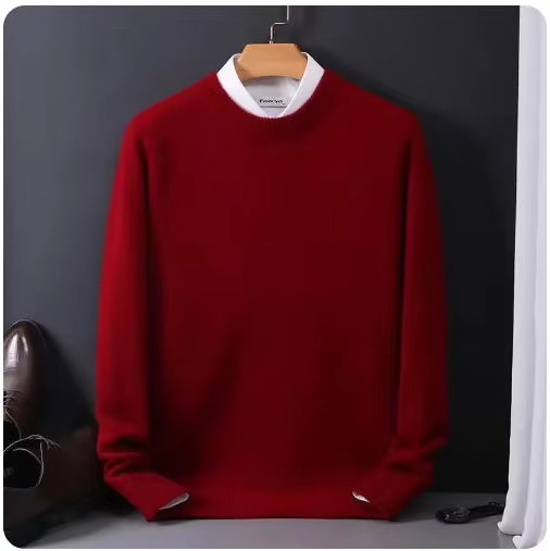 Navy cashmere O-neck men's knit pullover sweater with slim refined fit and soft wool blend warmth