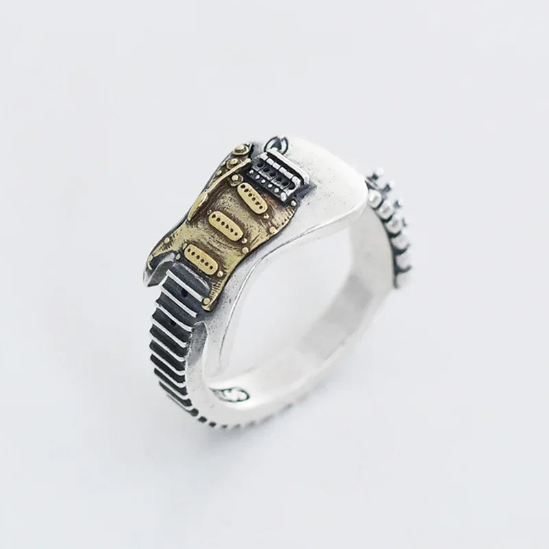 Vintage-inspired electric guitar metal ring set, adjustable band, perfect music enthusiast gift