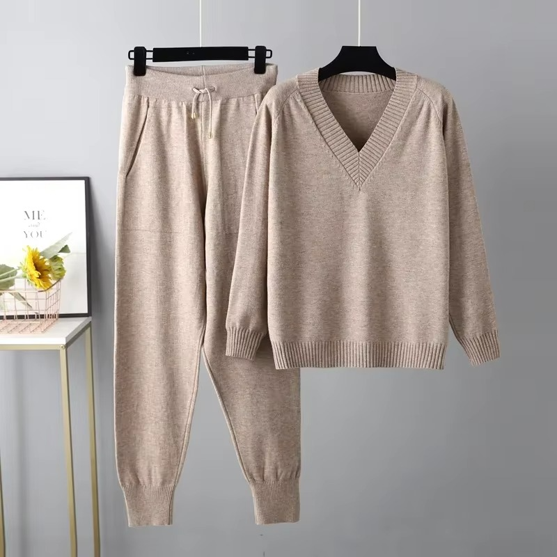 2024 Autumn Winter Women’s Knitted V Neck Sweater and Pants Two Piece Set