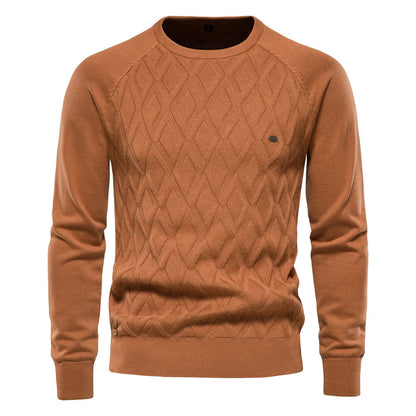 Men's checkered sweater in classic pattern with refined slim fit and sophisticated knit texture