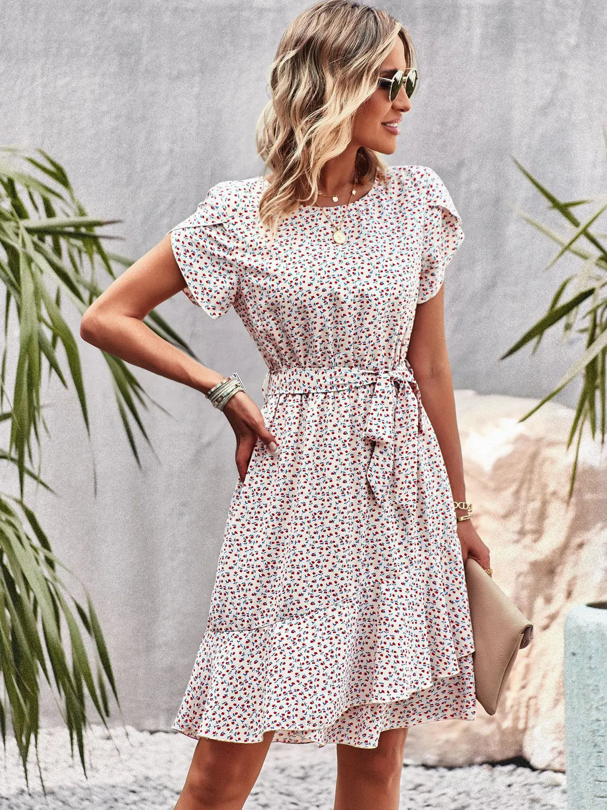 Flowy summer dress lightweight airy design flattering fit perfect for warm sunny days and evenings
