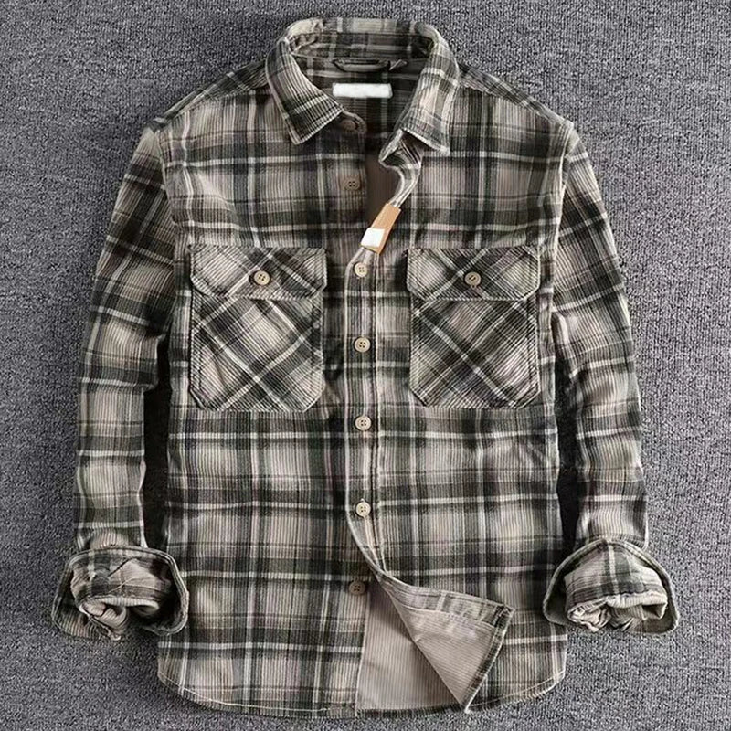 Men's casual plaid flannel shirt in classic pattern, relaxed fit overshirt for everyday layering warmth