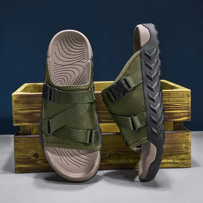 Women's slip-on slippers in minimalist street style with sleek lines and lightweight supportive sole
