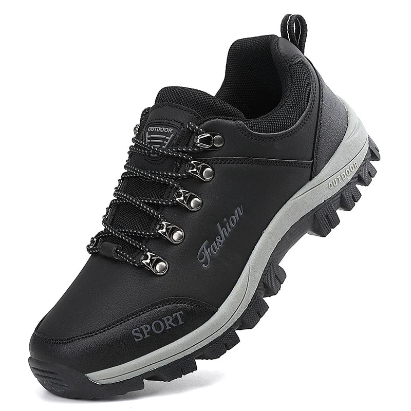 Men's low-top hiking shoes breathable mesh upper reinforced toe rugged traction outdoor trail