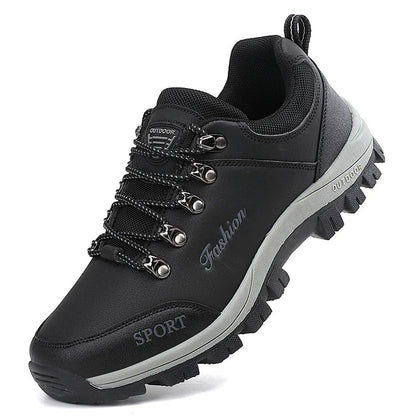 Men's low-top hiking shoes breathable mesh upper reinforced toe rugged traction outdoor trail
