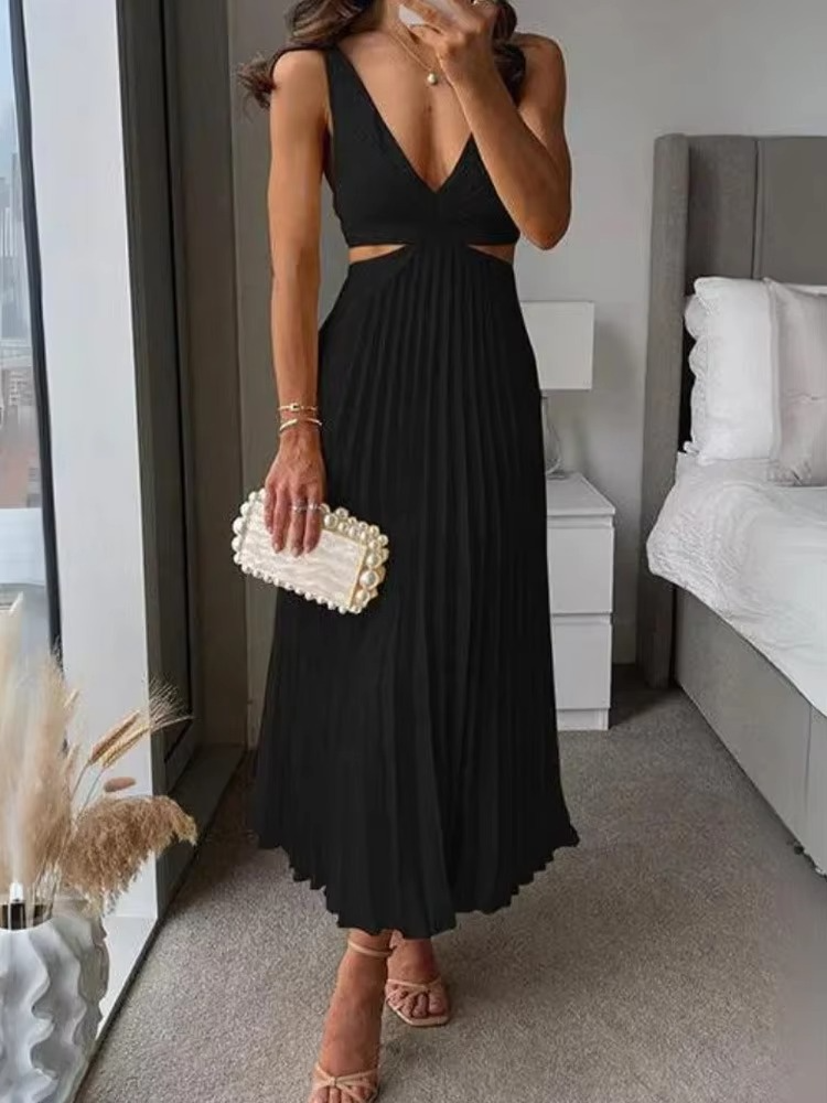Elegant sleeveless maxi dress deep V neck pleated high waist lightweight summer style
