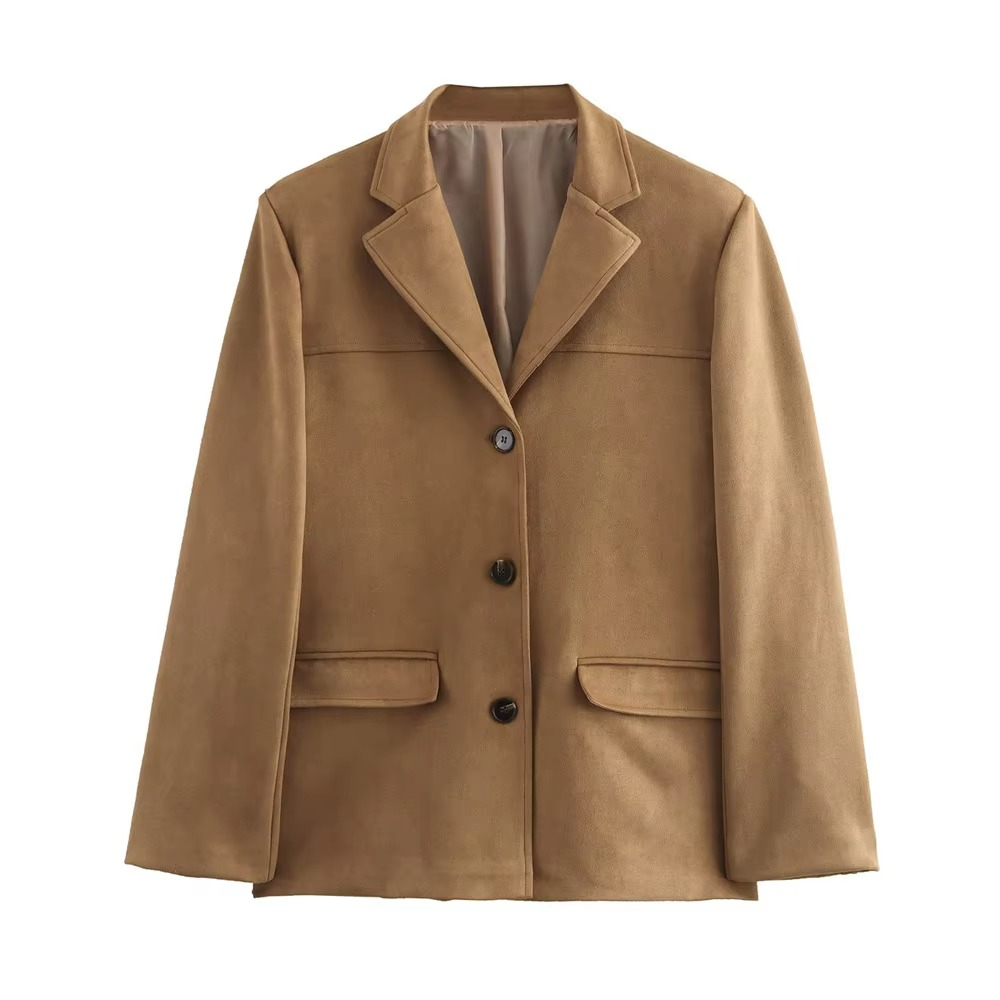 Women's vintage brown suede leather jacket with classic old-money aesthetic and refined autumn style