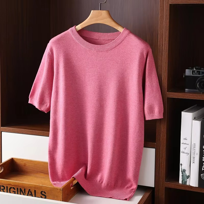 Men's ivory cashmere short sleeve O-neck sweater lightweight fine-knit everyday luxury pullover