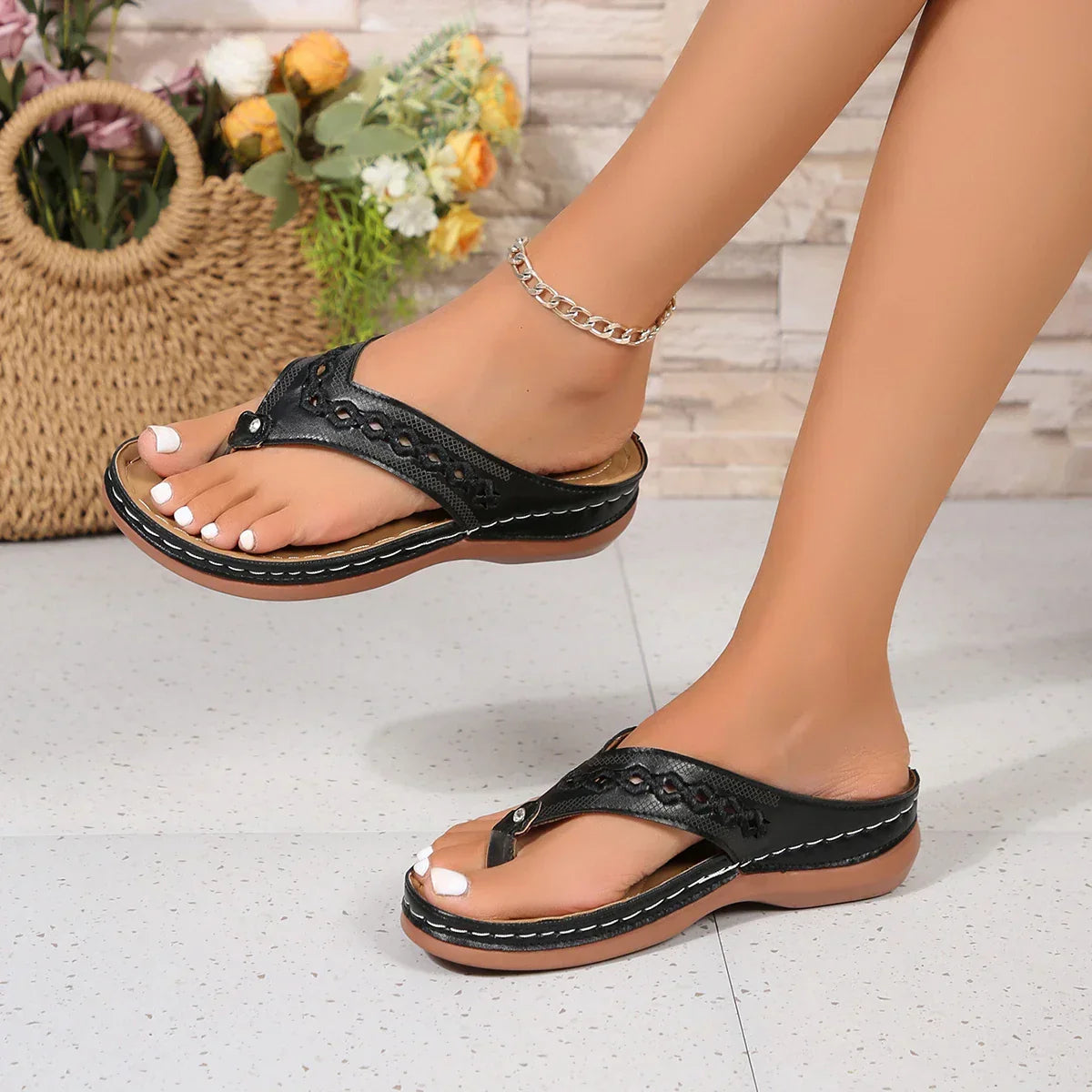 Women's Winslow comfort thong sandals with cushioned insole, lightweight sole for all-day ease