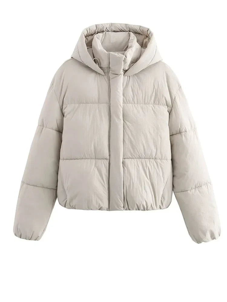 Women's cropped hooded puffer jacket in cozy style with fitted silhouette for everyday warmth