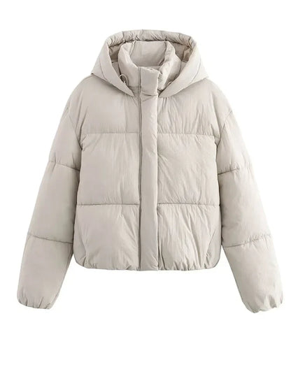 Women's cropped hooded puffer jacket in cozy style with fitted silhouette for everyday warmth